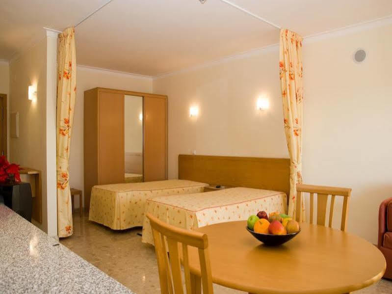 Clube Praia Mar Apartamentos Turisticos Rocha-part Kültér fotó