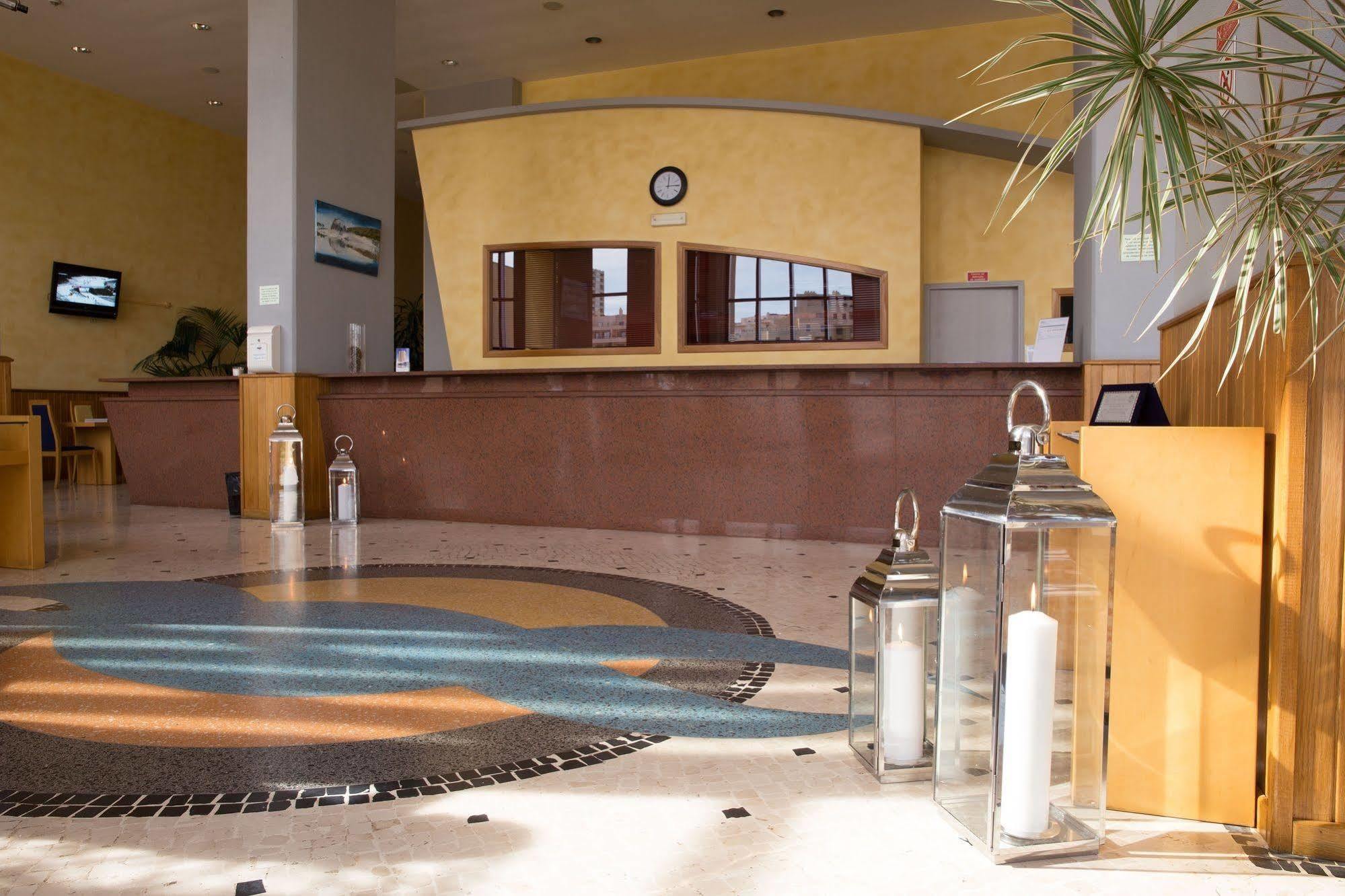 Clube Praia Mar Apartamentos Turisticos Rocha-part Kültér fotó
